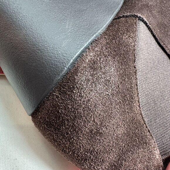 Crocs Leigh Wedge Chelsea Boots Brown Suede Leather Ankle Booties Women 7 US - Picture 12 of 16